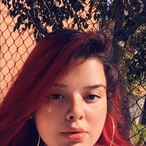 Meet your Posher, Celeste